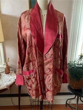 Vintage Red Paisley Shawl Collar Smoking Jacket Silk